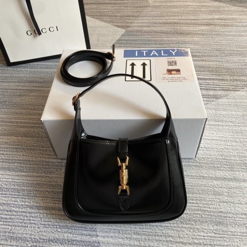 2021SS新作Gucci グッチ レディースショルダーバッグスーパーコピー