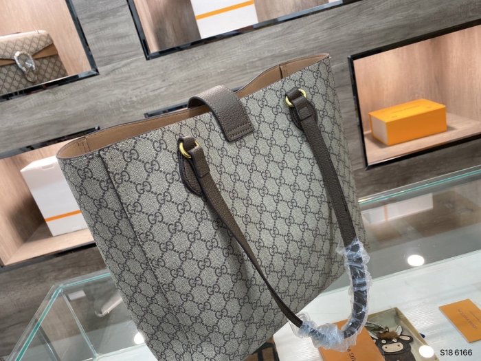 202103SS新作Gucci グッチ レディースショルダーバッグスーパーコピー