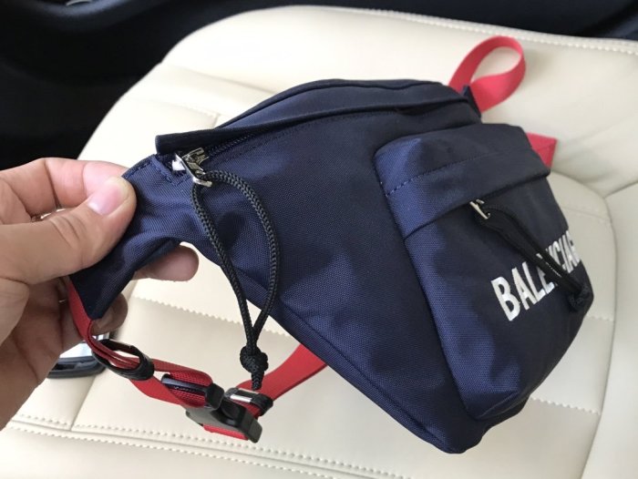 2020SS新作 Balenciaga バレンシアガ メンズ ショルダーバック スーパーコピー