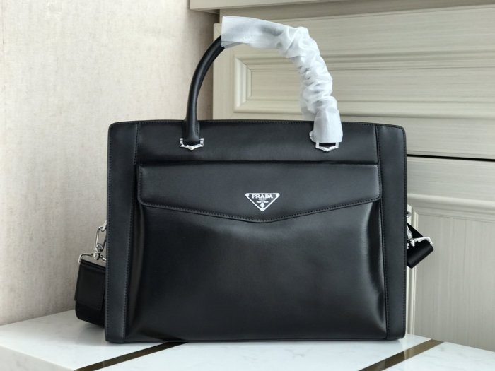 2021SS新作 メンズ Prada プラダ ハンドバックスーパーコピー