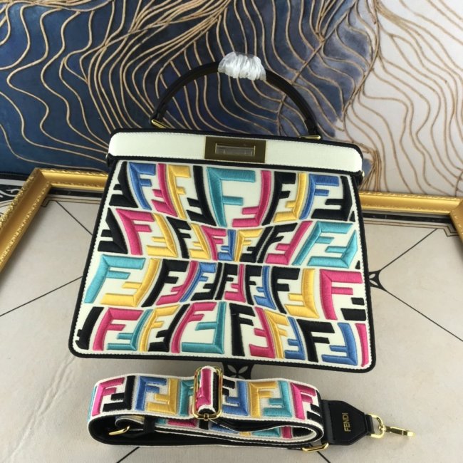 2021SS新作 FENDI フェンディ レディース ハンドバックスーパーコピー
