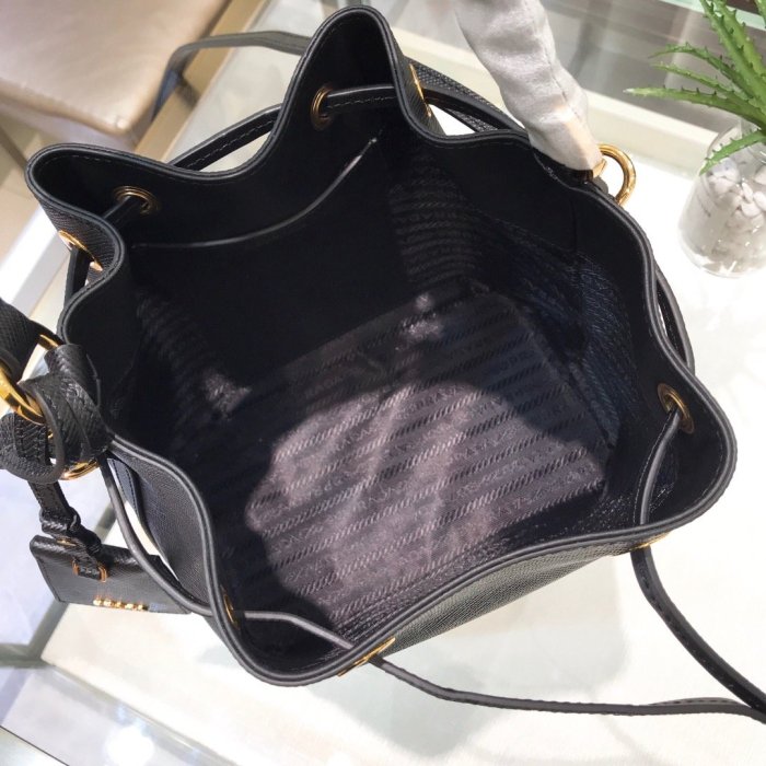 202103SS新作 Prada プラダ レディース ショルダーバックスーパーコピー