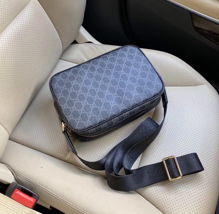 2020SS新作 Gucci グッチ メンズ ショルダーバックスーパーコピー