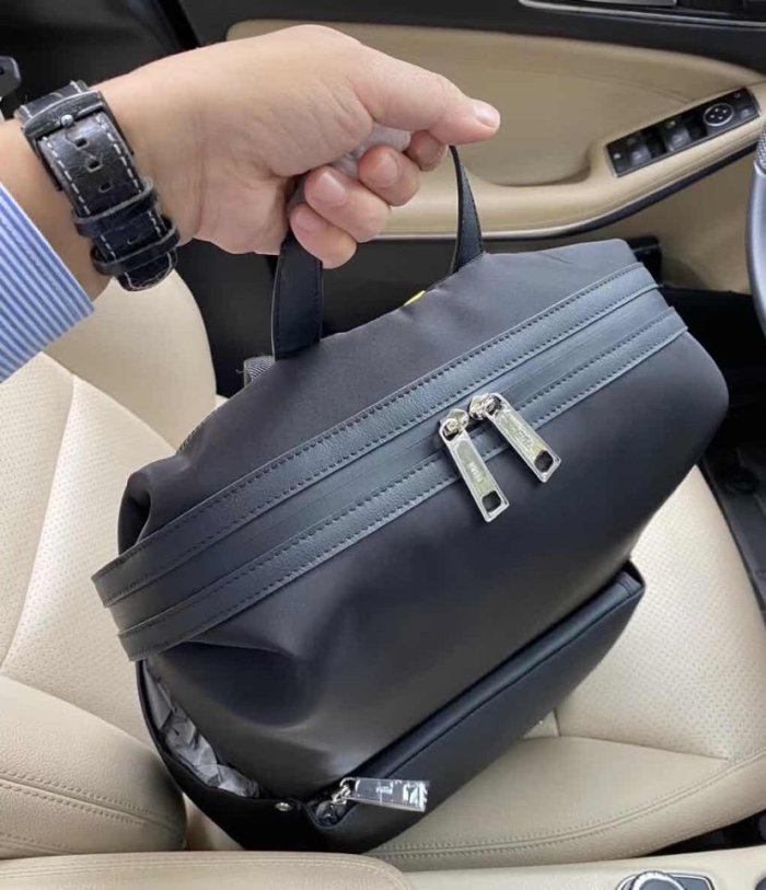 2020SS新作 FENDI フェンディ リュックバック スーパーコピー