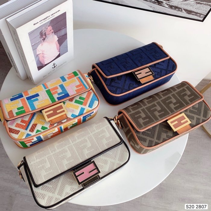 2020SS新作 FENDI フェンディ レディース ショルダーバック スーパーコピー