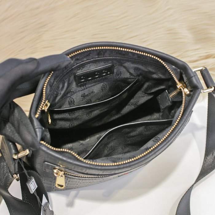 202103SS新作 Gucci グッチ メンズ ショルダーバックスーパーコピー