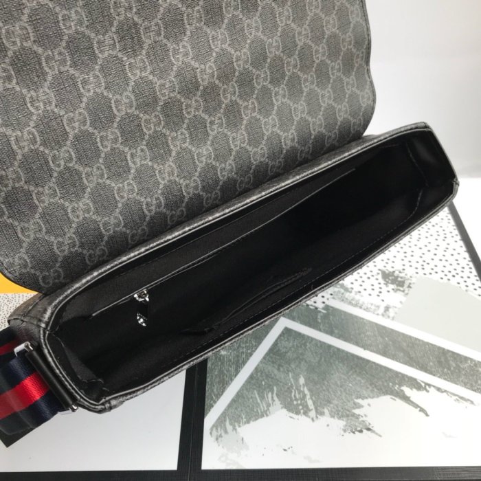 2021SS新作 Gucci グッチ メンズ ショルダーバックスーパーコピー