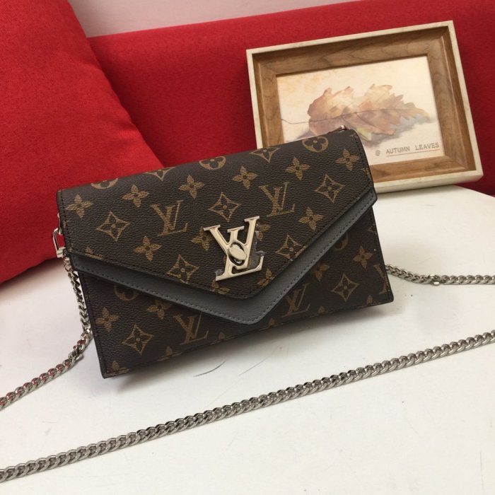 2021SS新作 Prada プラダ レディース ショルダーバックスーパーコピー