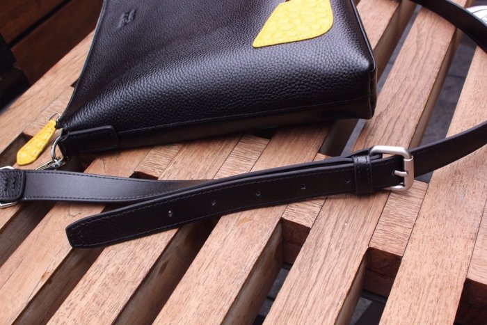 2020SS新作 FENDI フェンディ ショルダーバック スーパーコピー