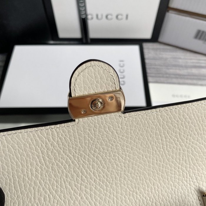 2021SS新作Gucci グッチ レディースショルダーバッグスーパーコピー
