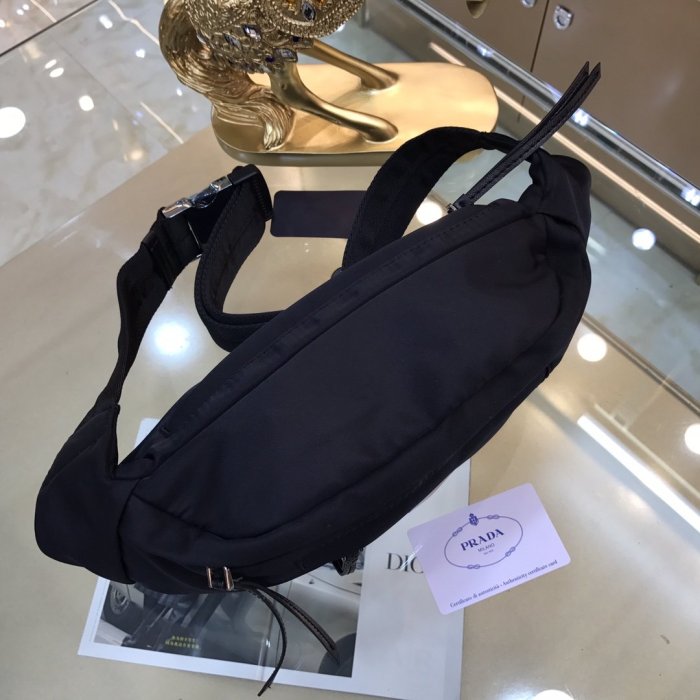 202103SS新作 メンズ Prada プラダ ショルダーバックスーパーコピー