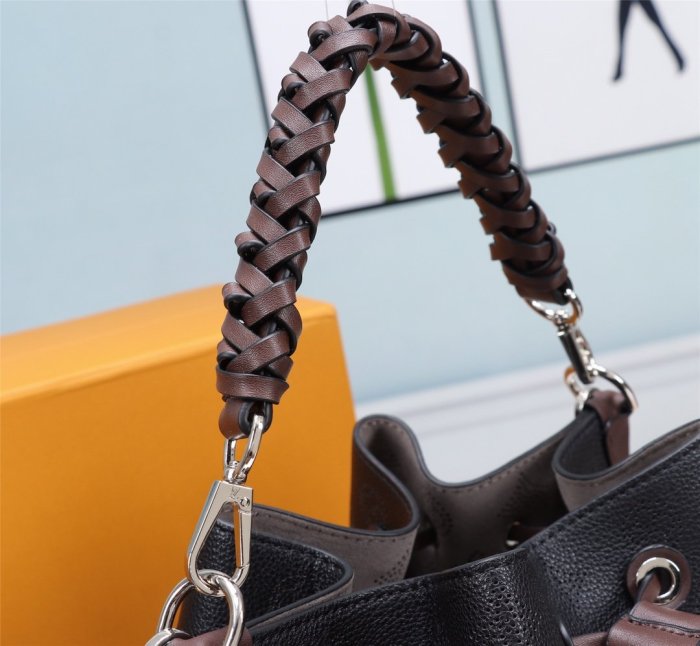 202106SS新作 Louis Vuitton ルイヴィトン レディース ショルダーバック スーパーコピー