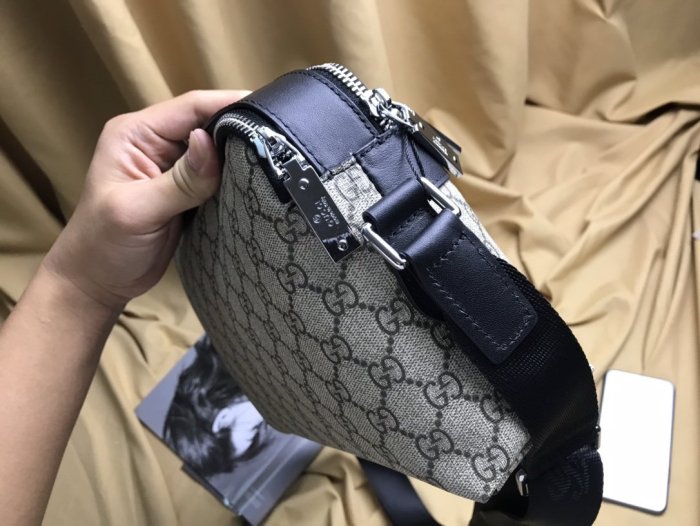 2020SS新作 Gucci グッチ メンズ ショルダーバックスーパーコピー