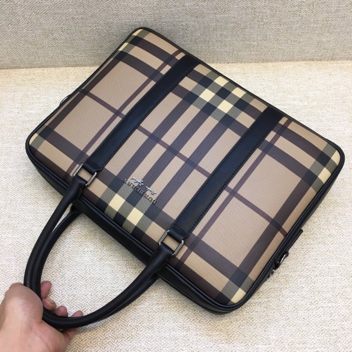 2021SS新作 Burberry バーバリー メンズ ハンドバックスーパーコピー
