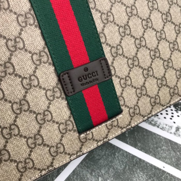 2021SS新作 Gucci グッチ メンズ ショルダーバックスーパーコピー