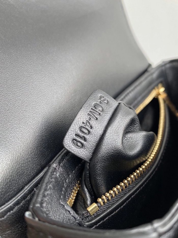 2020SS新作 Celine セリーヌ レディースショルダーバッグスーパーコピー