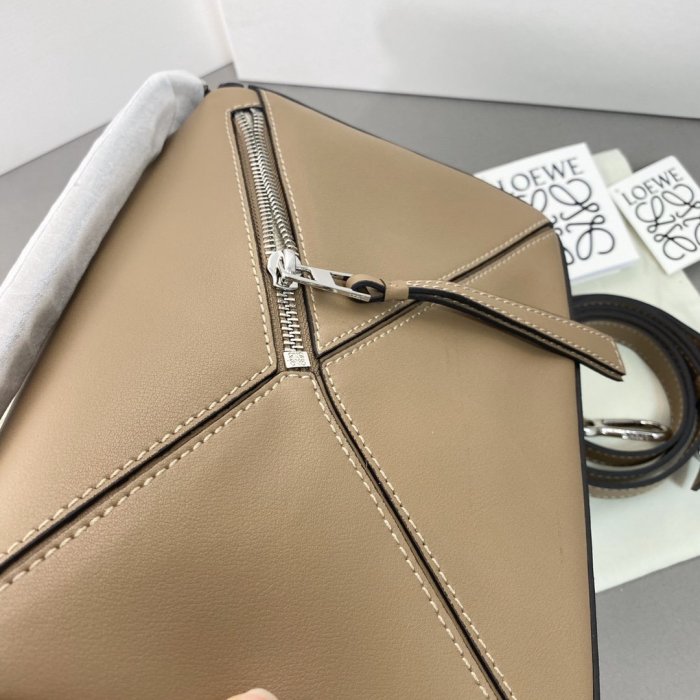 202106SS新作 LOEWE ロエベ レディース ハンドバックスーパーコピー