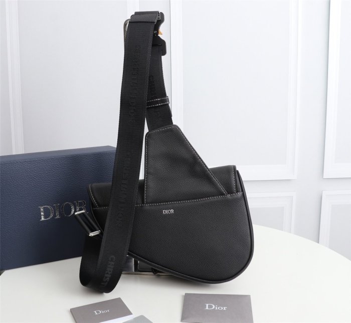 2021SS新作 Dior ディオール メンズ ショルダーバック スーパーコピー