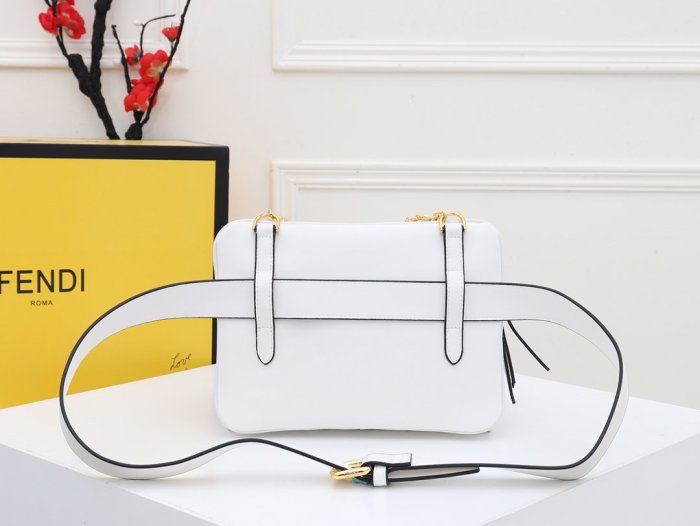 2020SS新作 FENDI フェンディ レディース ショルダーバック スーパーコピー