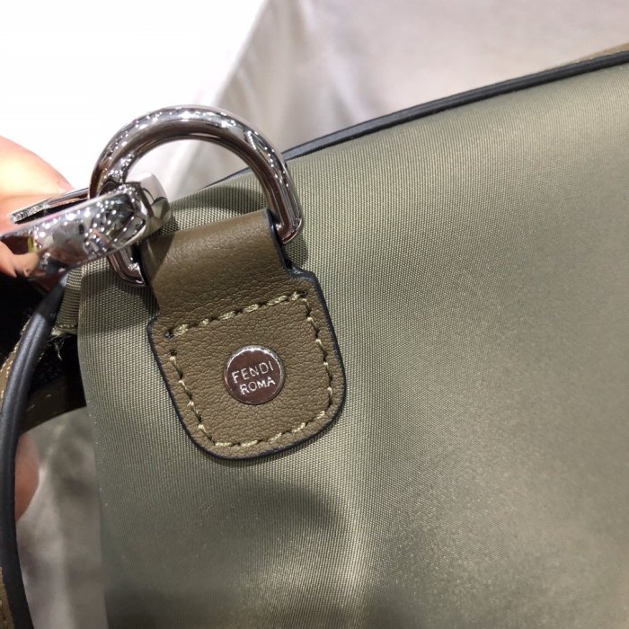 2020SS新作 FENDI フェンディ ショルダーバック スーパーコピー
