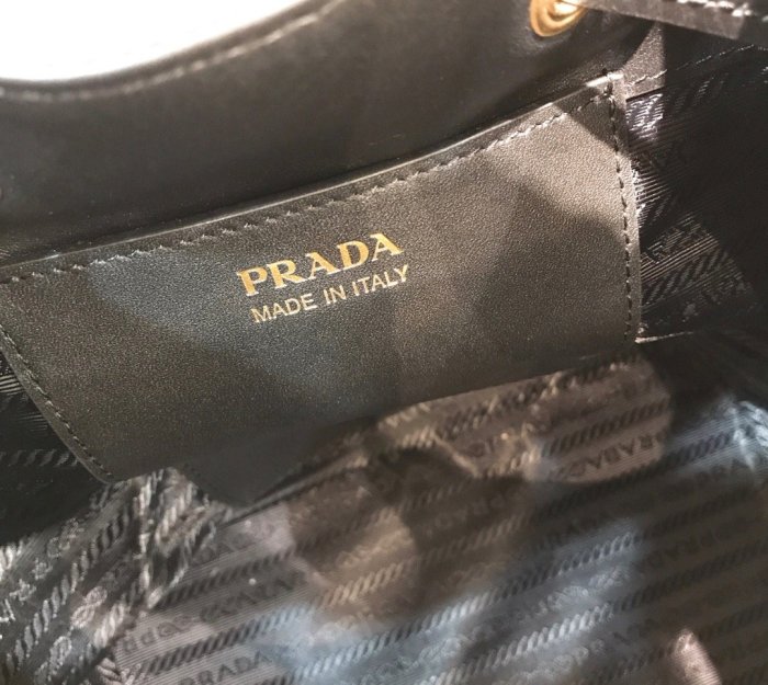 202103SS新作 Prada プラダ レディース ショルダーバックスーパーコピー