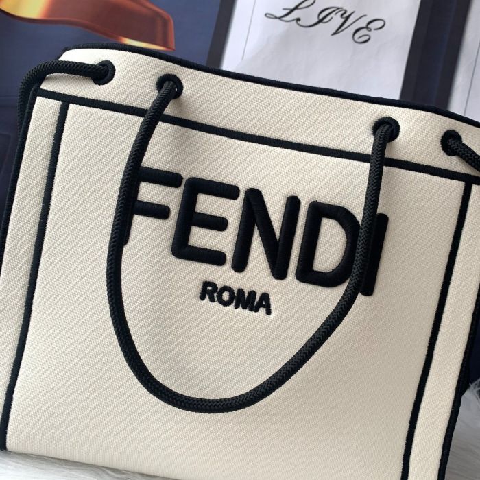 2020SS新作 FENDI フェンディ レディース ショルダーバック スーパーコピー