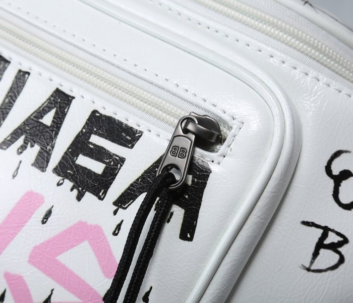2020SS新作 Balenciaga バレンシアガ メンズ ショルダーバック スーパーコピー