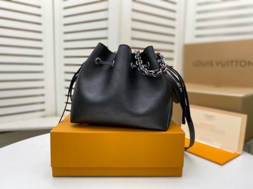 202103新作 Louis Vuitton ルイヴィトン ショルダーバッグスーパーコピー