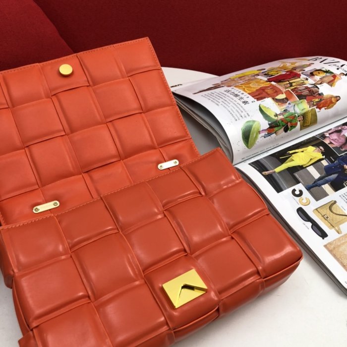 2020SS新作Bottega Venetaボッテガヴェネタレディース ショルダーバックスーパーコピー