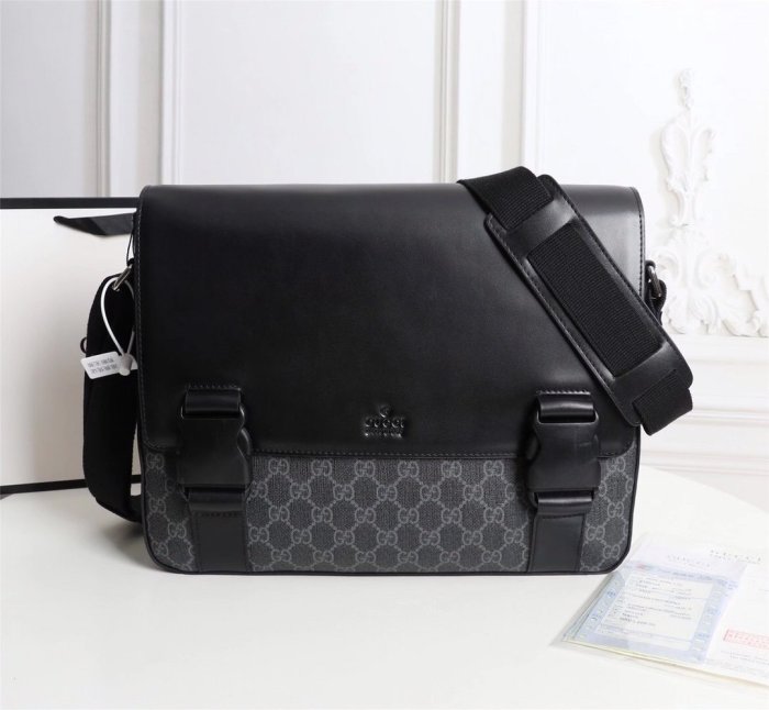 2020SS新作 Gucci グッチ メンズ ショルダーバックスーパーコピー