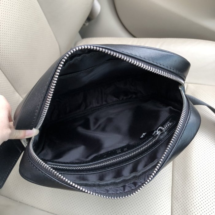 2020SS新作 FENDI フェンディ ショルダーバック スーパーコピー