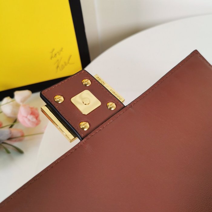 2020SS新作 FENDI フェンディ レディース ショルダーバック スーパーコピー