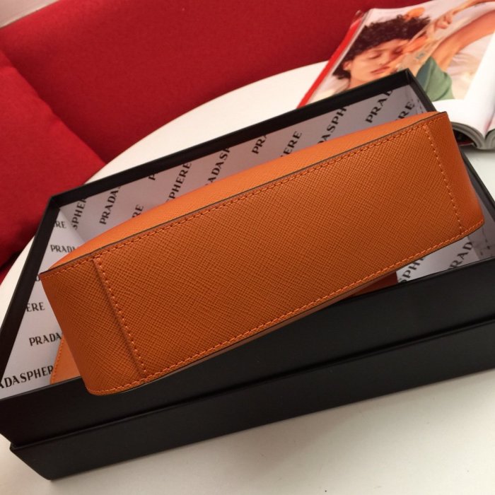2021SS新作 Prada プラダ レディース ショルダーバックスーパーコピー