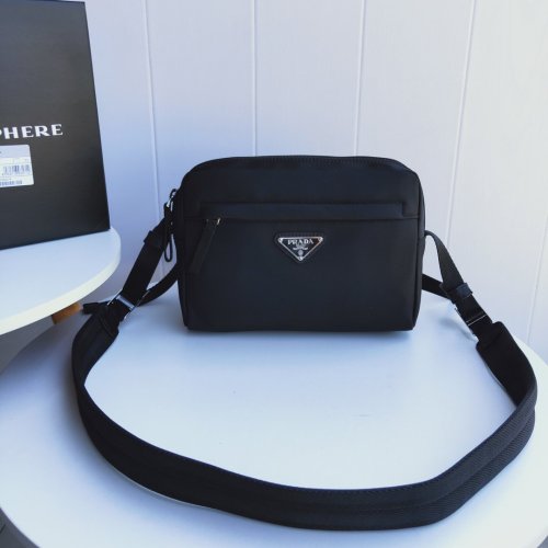 202103SS新作 メンズ Prada プラダ ショルダーバックスーパーコピー
