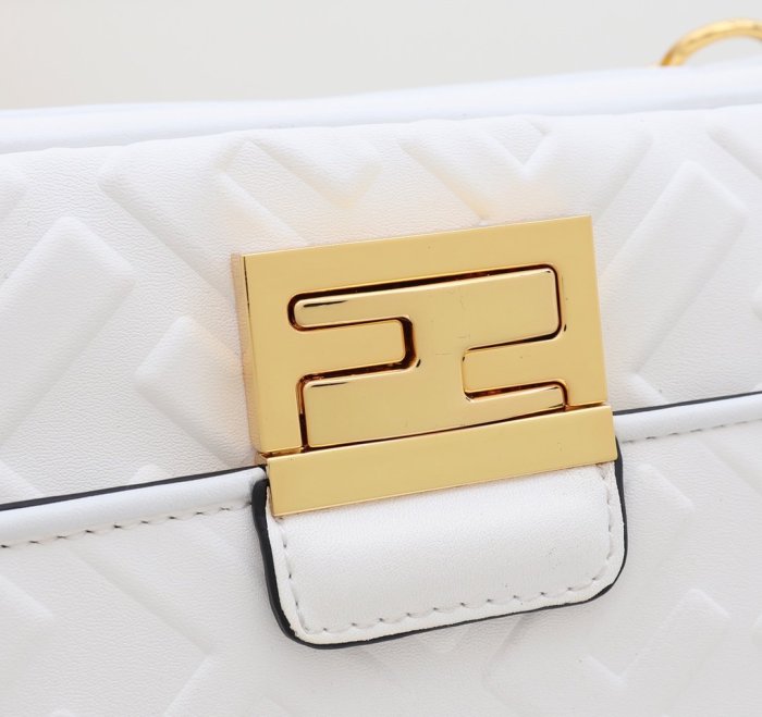 2020SS新作 FENDI フェンディ レディース ショルダーバック スーパーコピー