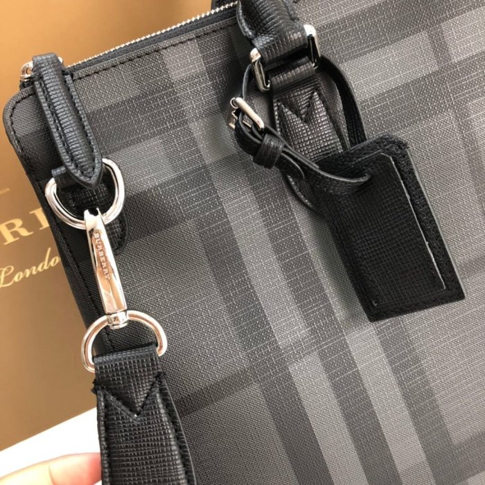 2020SS新作 Burberry バーバリー メンズ ハンドバックスーパーコピー