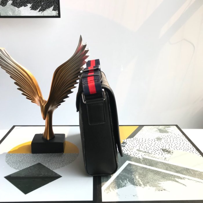 2021SS新作 Gucci グッチ メンズ ショルダーバックスーパーコピー