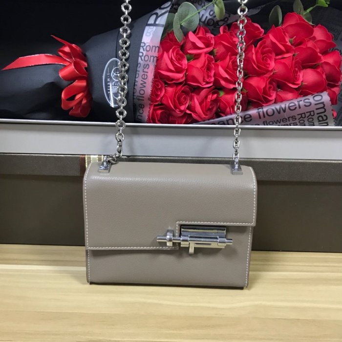 2020SS新作 エルメス Hermes レディースショルダーバックスーパーコピー