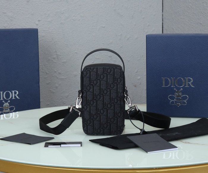 202103SS新作 Dior ディオール メンズ ショルダーバックスーパーコピー