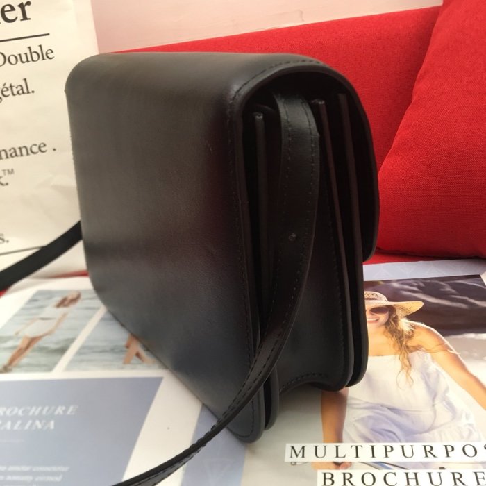 2021SS新作 Celine セリーヌ レディースショルダーバッグスーパーコピー