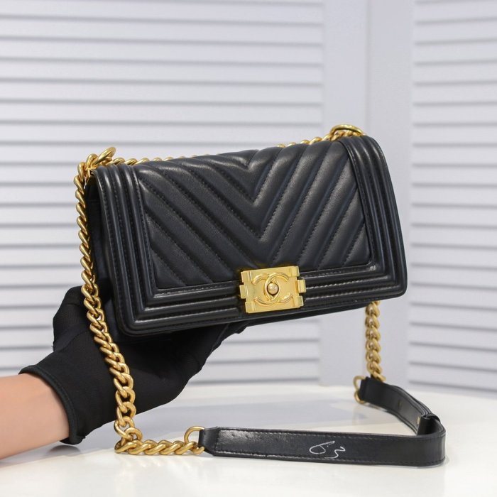 2021SS新作 シャネル Chanel ショルダーバック スーパーコピー