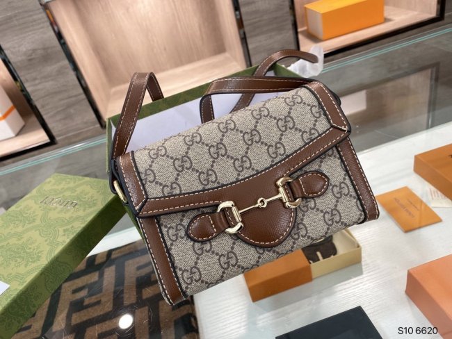 202103SS新作Gucci グッチ レディースショルダーバッグスーパーコピー