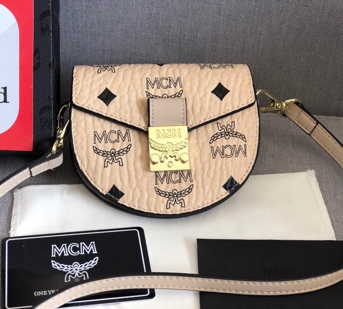 2020SS新作 MCM エムシーエム レディース ショルダーバック スーパーコピー