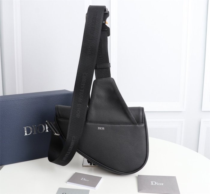 2021SS新作 Dior ディオール メンズ ショルダーバック スーパーコピー