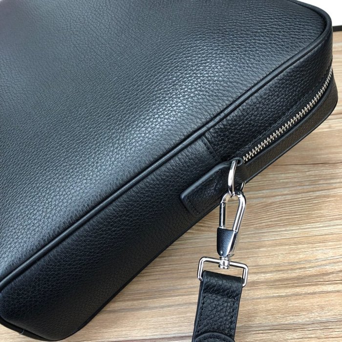 2020SS新作 Burberry バーバリー メンズ ハンドバックスーパーコピー