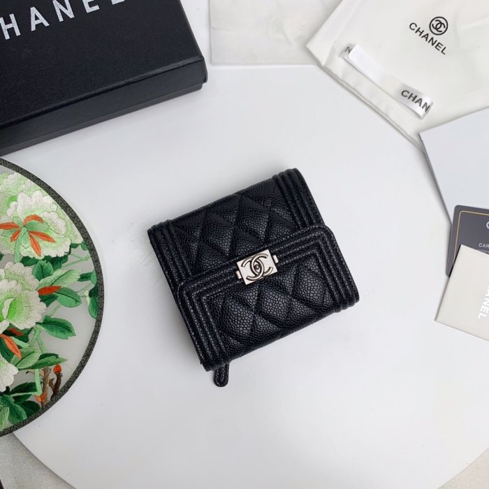 2020SSシャネルChanel 新作通販 短財布スーパーコピー