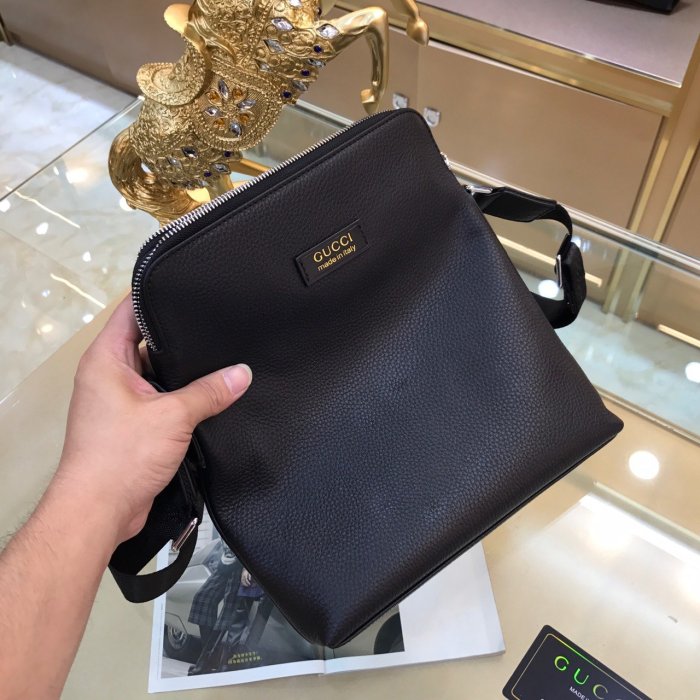 2020SS新作 Gucci グッチ メンズ ショルダーバックスーパーコピー