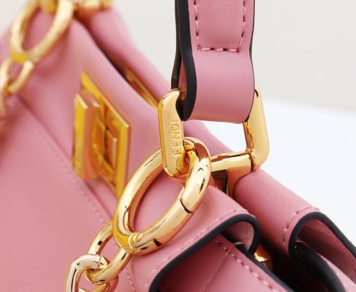 2020SS新作 FENDI フェンディ レディース ショルダーバック スーパーコピー