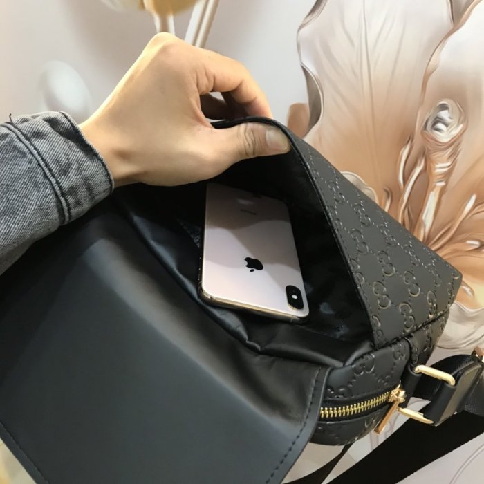 2020SS新作 Gucci グッチ メンズ ショルダーバックスーパーコピー