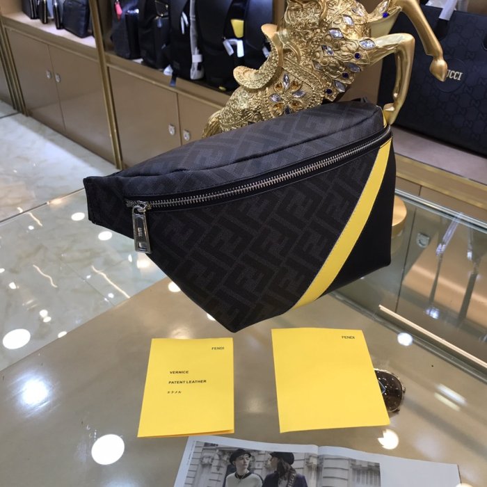 2021SS新作 FENDI フェンディ ショルダーバック スーパーコピー